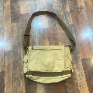 Vagabond traveler messenger bag (500)